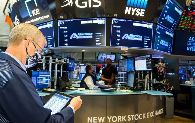 Акции Tesla, Facebook, Microsoft, Netflix, Visa и AMD допустили к обращению в Украине