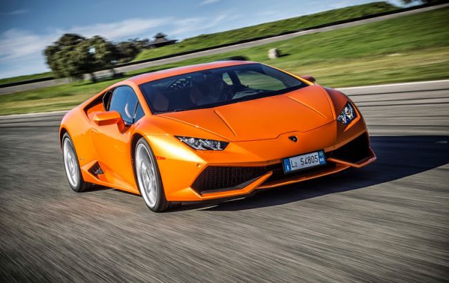 В Украине прекращены официальные продажи Ferrari и Lamborghini