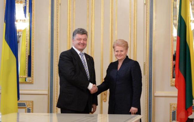 Порошенко и Грибаускайте обсудили вопросы энергобезопасности