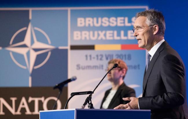 В НАТО ожидают, что в 2018 году 8 стран-союзников выделят не менее 2% ВВП на оборону