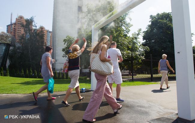 Украинцы оценили способность страны преодолеть проблемы и трудности