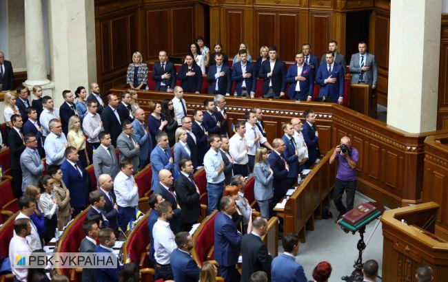 Присягу приняли еще 6 народных депутатов