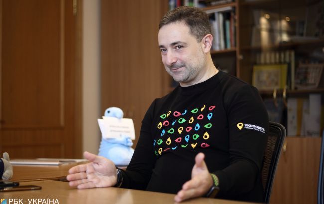 Почти всех пенсионеров переведут в банки. В "Укрпоште" недовольны