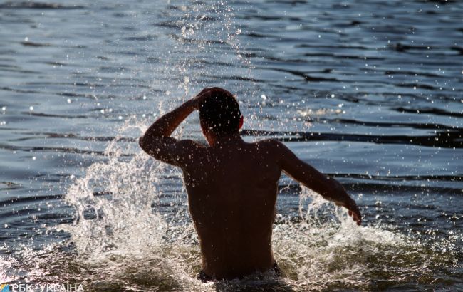 На Крещение возле водных объектов будут дежурить более 3 тысяч спасателей