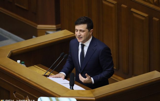 Зеленский не видит реального плана повышения пенсий