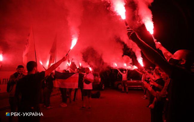 У резиденции Зеленского протестовали из-за инспекции позиций ВСУ