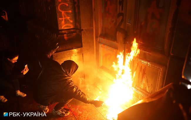 Беспорядки под Офисом президента: задержанному участнику предъявили обвинение