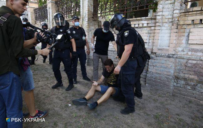 Акция ЛГБТ под Офисом президента: задержали еще 10 участников столкновений