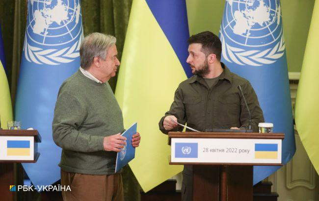 Зеленский после встречи с генсеком ООН верит в возможность эвакуации из "Азовстали"