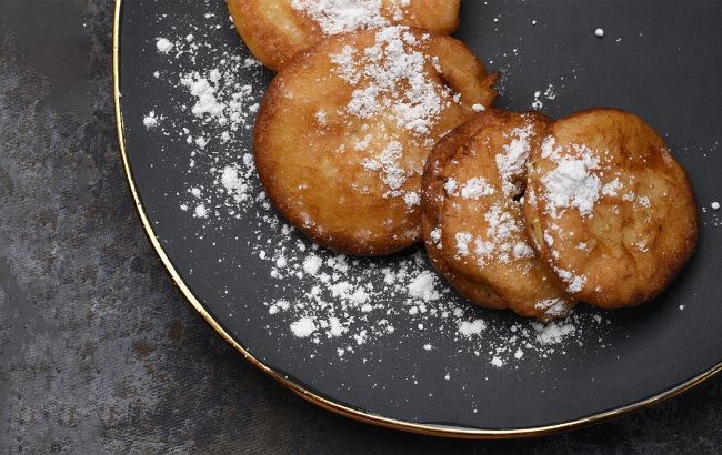 Оладки з яблуками за українським рецептом: незвичайний спосіб приготування