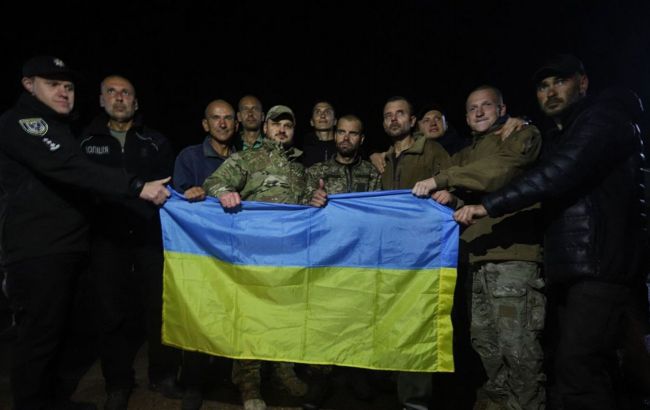 Україна з російського полону повернула дев'ятьох поліцейських