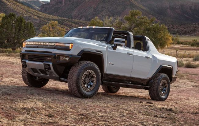 Тяжелее Ланоса: назван электромобиль с самой большой батареей в мире