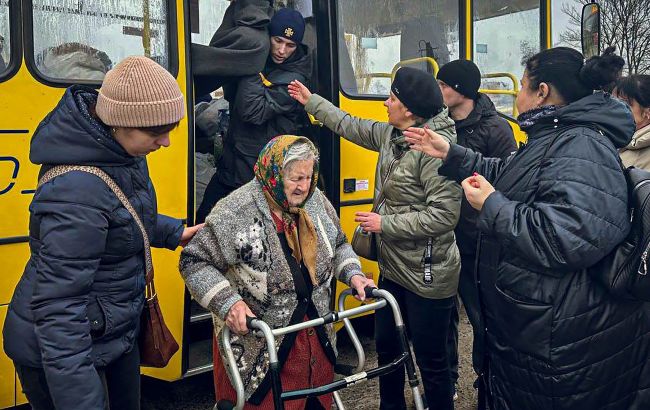 Сумщина під ударом. Як росіяни знищують бомбами прикордоння та що буде з місцевими