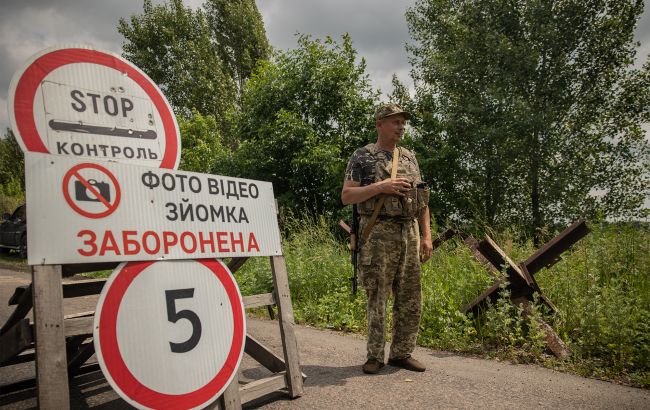 В одной из областей Украины приняли важное решение по блокпостам