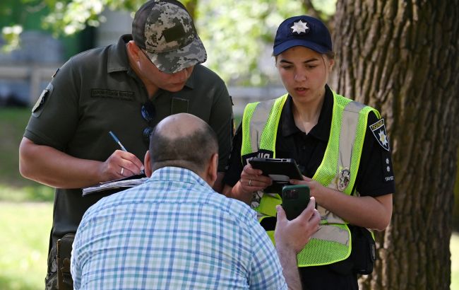 Чи можна не приходити до ТЦК після повістки? Важливі нюанси