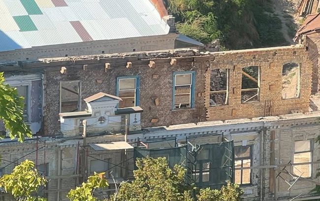 Разрушение дома-памятника XIX века на Андреевском спуске: история получила продолжение