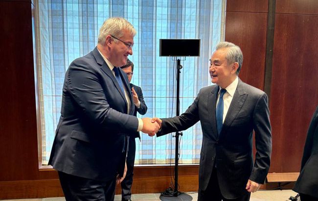 Головний покупець російської нафти допоможе Україні