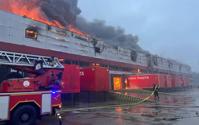 Знищено термінал "Нової пошти", горіла багатоповерхівка: дрони атакували Луцьк