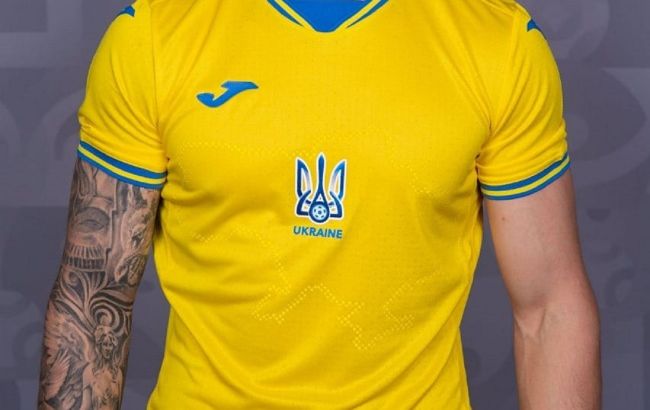 На британском ТВ&nbsp;карту Украины на форме сборной сравнили с грязным пятном: вспыхнул скандал