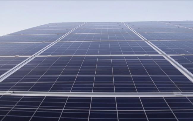 Під Києвом запустили нову сонячну електростанцію