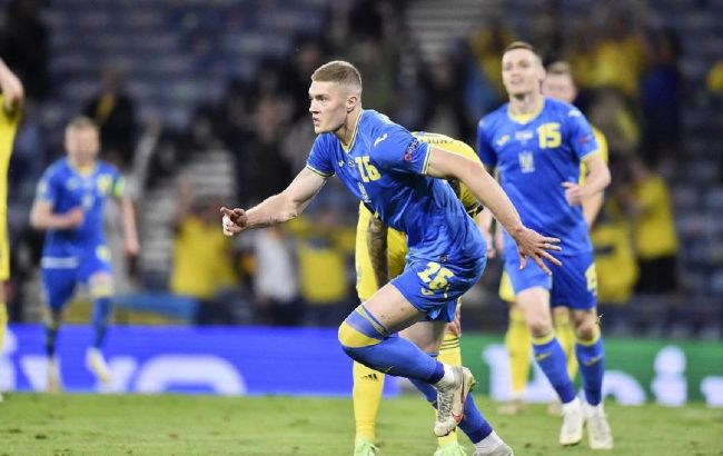 13 тисяч людей виконали гімн під час матчу Україна - Англія: потужне відео