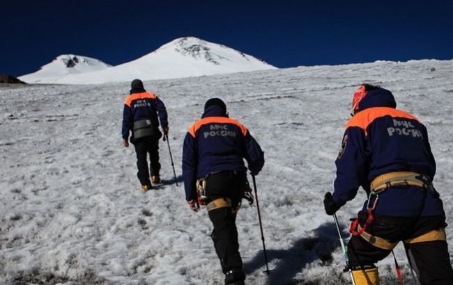 При восхождении на Эльбрус погибли пять человек