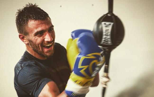 Ломаченко начал подготовку к поединку с Ригондо