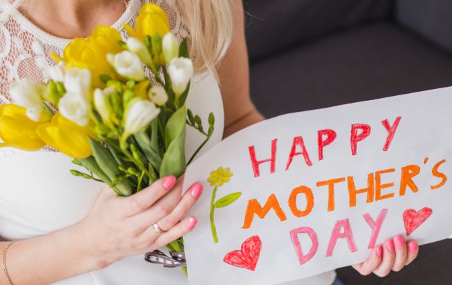 День матері 2024: наймиліші привітання зі святом у прозі, віршах та картинках