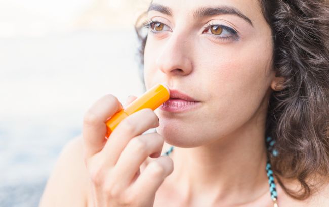 Бальзам для губ без этого ингредиента - пустая трата денег: проверьте свой