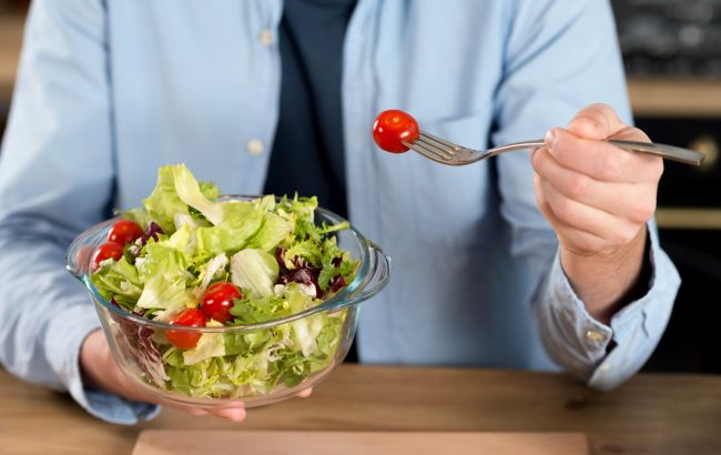 Скільки разів на день потрібно їсти, щоб схуднути: ефективний секрет від фітнес-тренера