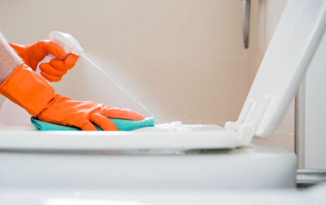 Как избавиться от неприятного запаха из туалета: 11 простых способов