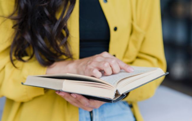 "Туалет" чи "вбиральня"? Який варіант найкраще використовувати в українській мові