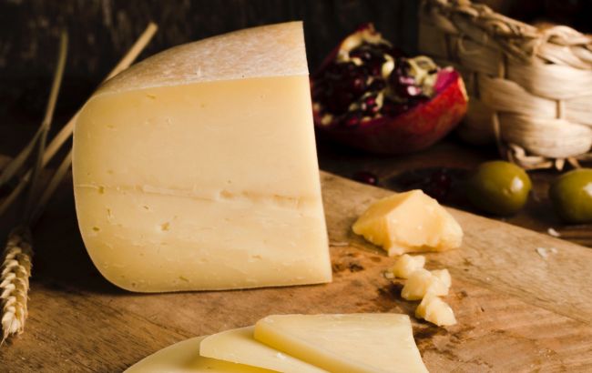 Гастрономічний "єдиноріг", від якого шаленіють гурмани: чому Пуле - найдефіцитніший сир на планеті