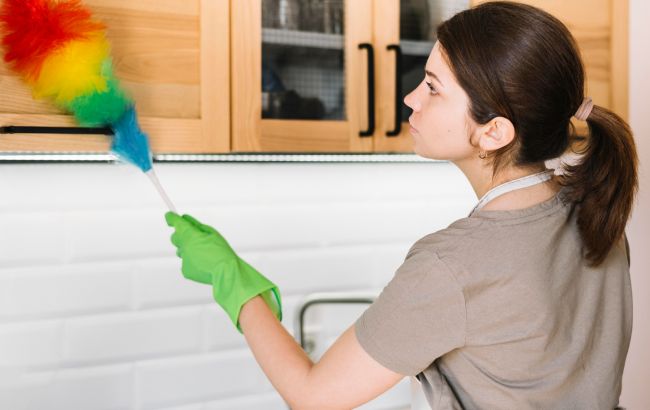 12 місць оселі, де завжди забувають протерти пил