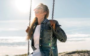 Почему вы не живете "здесь и сейчас", а просто убегаете: горькая правда о ваших авантюрах