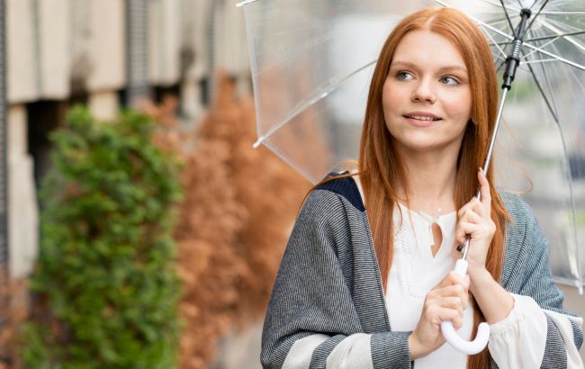 Як обрати парасольку, яка витримає зливу і не покриється іржею