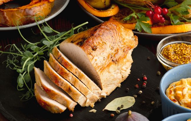 Буженина на Великдень: рецепт соковитої й ароматної страви, щоб усі просили добавку