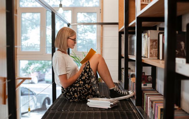 10 книг з психології, які допоможуть зрозуміти себе та свої емоції