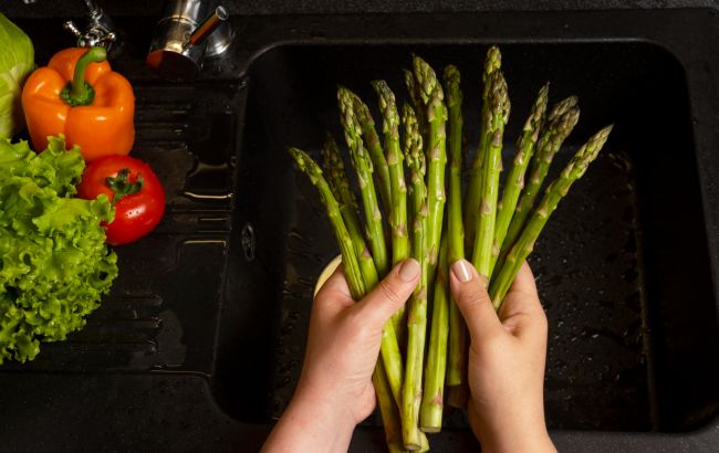 Улучшит настроение и поможет контролировать вес. Чем полезна спаржа для организма