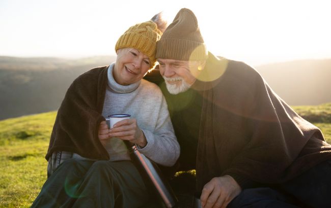 Романтичні стосунки та подружнє життя під час посту: священик пояснив, чи є заборони