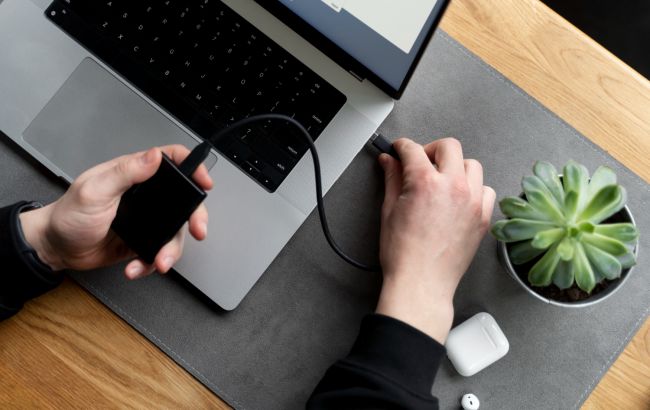 Цей простий спосіб допоможе перевірити стан батареї на ноутбуці