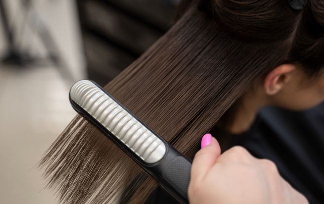 "Люди вірять у миттєві дива": трихолог розповіла про шкоду кератинового відновлення волосся