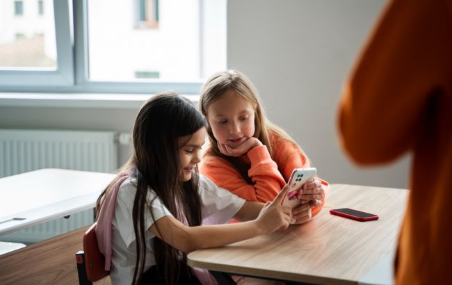 Навчання з комфортом. 8 найкращих додатків, які реально допомагають школяру