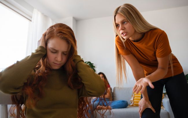 Епідемія хейту: чому українці стали частіше конфліктувати та як зупинити колективну агресію