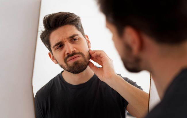 Вы никогда не должны выщипывать волосы из носа: вот чем это грозит