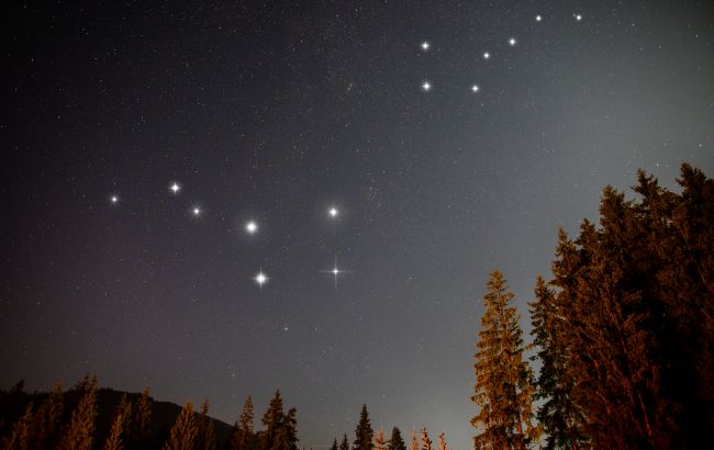 Падаючі зірки над Україною: коли і де дивитися найяскравіші метеорні дощі літа