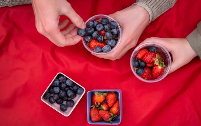 Ця ягода омолоджує організм та захищає від хвороб: її зараз активно продають