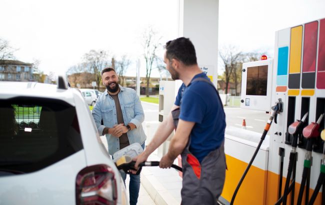 Почему авто "жрет" много горючего: 5 причин, которые стоит знать каждому водителю