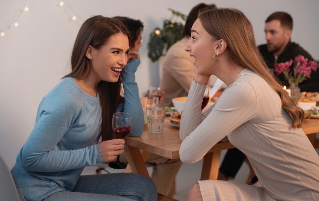 Секрети ввічливого спілкування. Які 7 фраз звучать грубо і їх варто замінити вже сьогодні