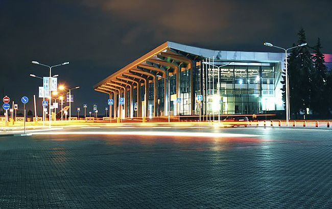 В аэропорту "Харьков" из-за тумана задерживают рейсы